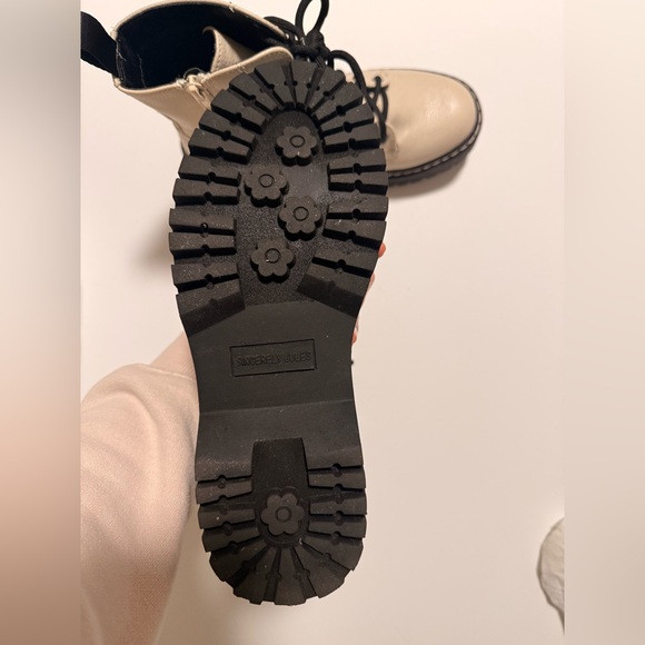 Sincerely Jules Cream Lace-Up Boots - Picture 6 of 8